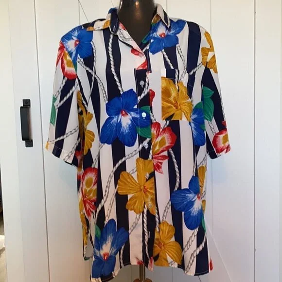 ALIA vintage floral nautical summer button up - Picture 1 of 6